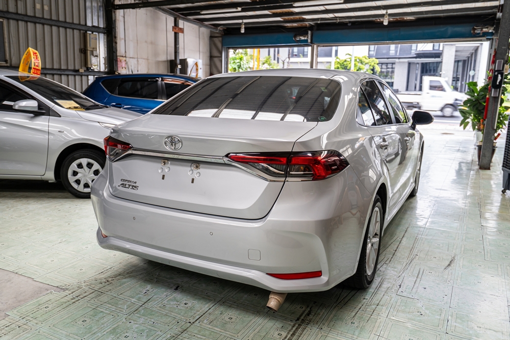 Toyota Altis 實拍 DSC08181